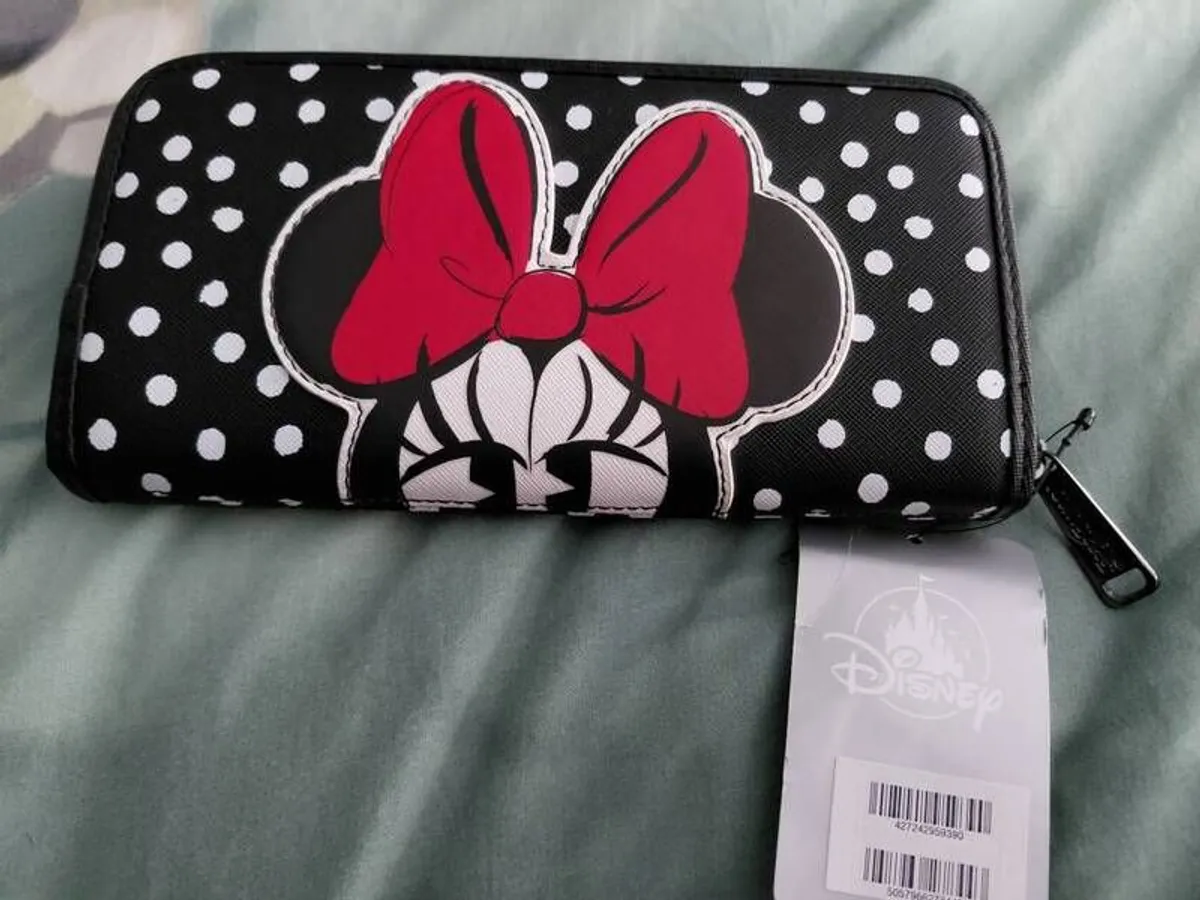 Minnie mouse loungefly walleet - Image 1