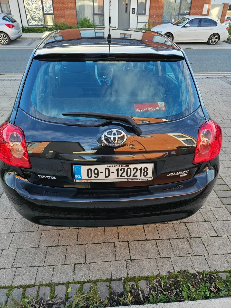 Toyota Auris 2009 - Image 4