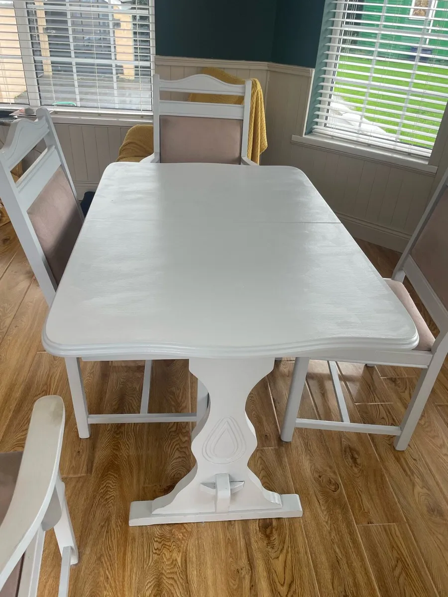 Dining Table and Chairs - Image 4