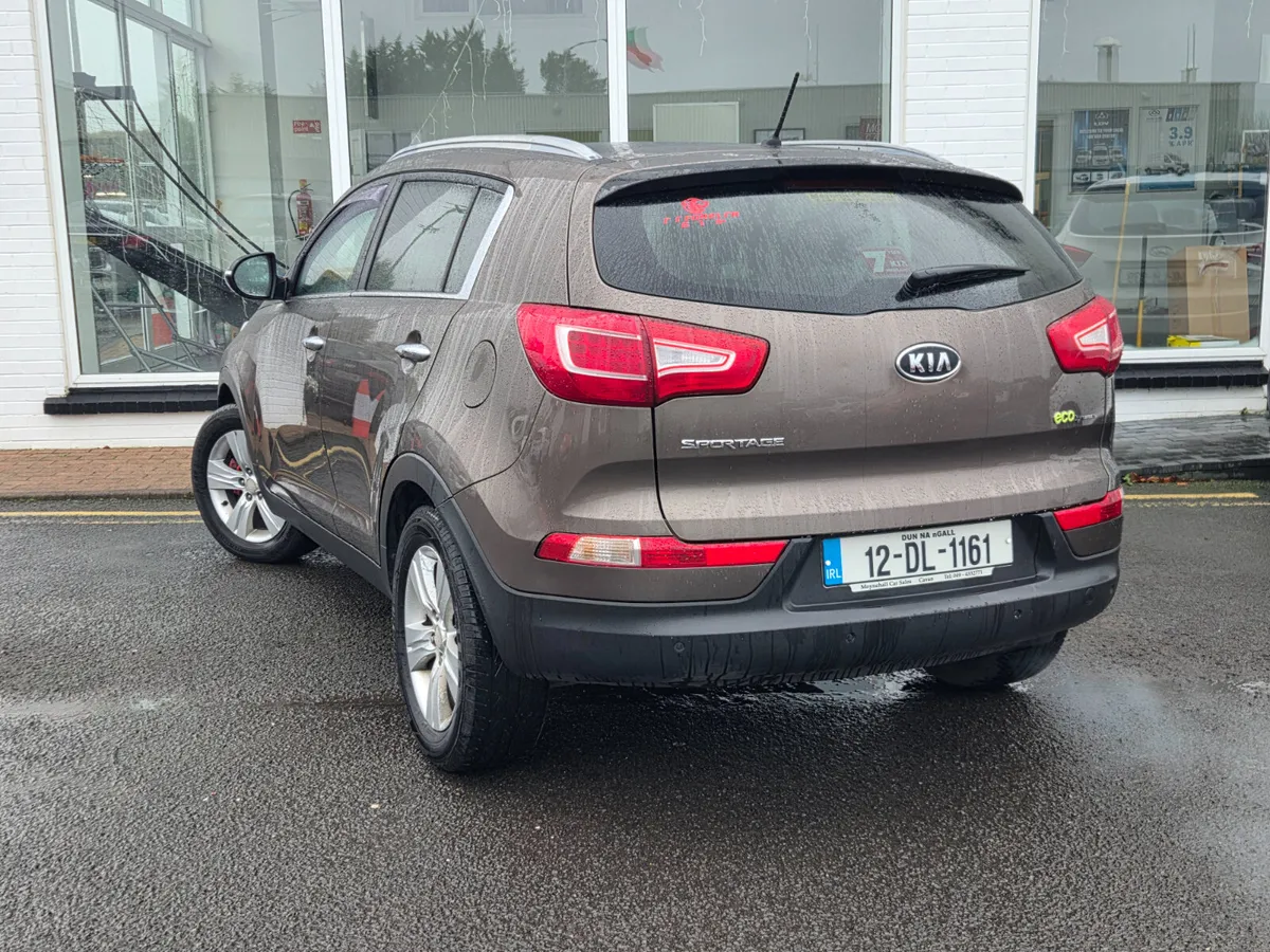 Kia Sportage 2012 - Image 2