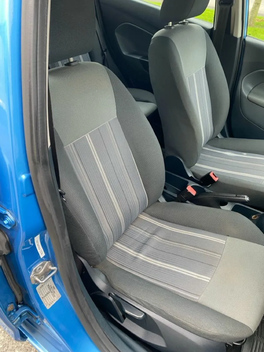 Ford Fiesta 2009 - Image 3