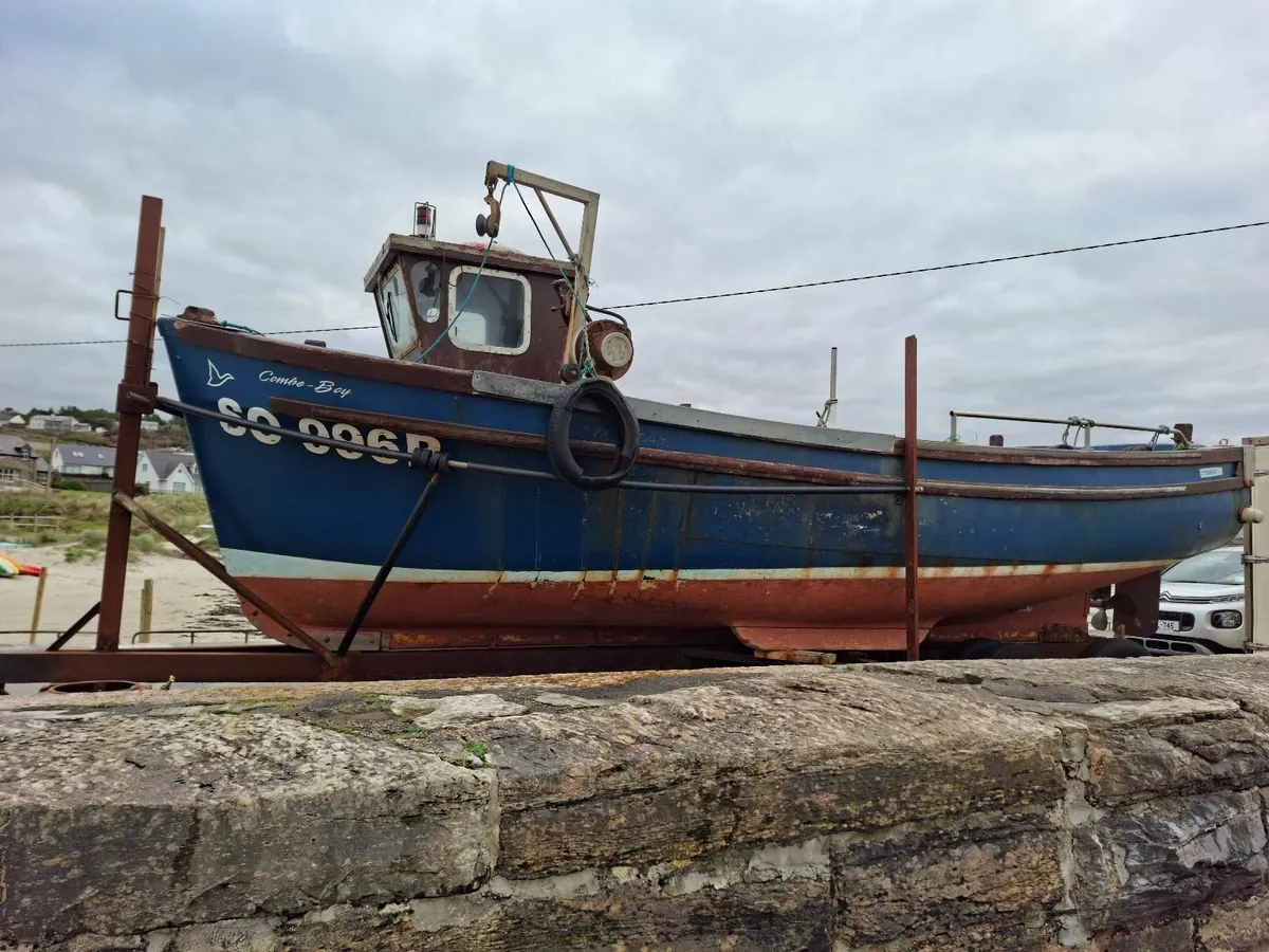 Fishing Boat - Image 4