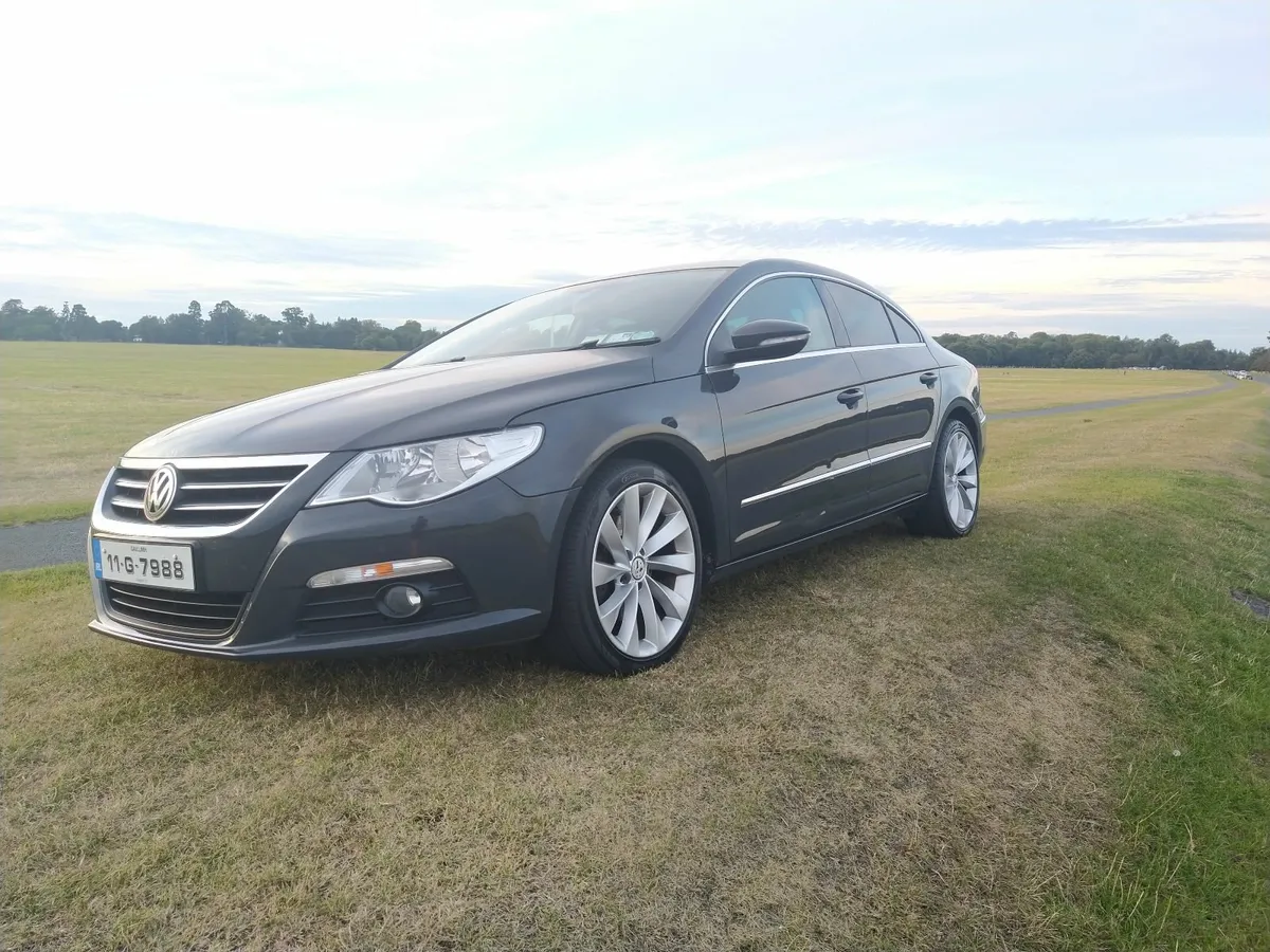 Volkswagen Passat CC 2011 - Image 1
