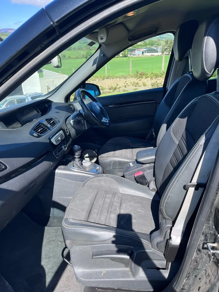 Renault grand scenic - Image 4