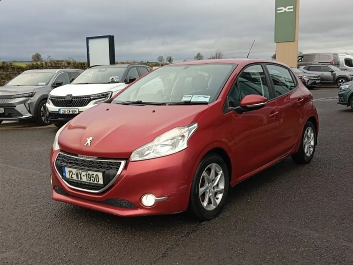 Peugeot 208 1.4 Hdi 70 bhp Active (FRESH NCT TODAY - Image 2