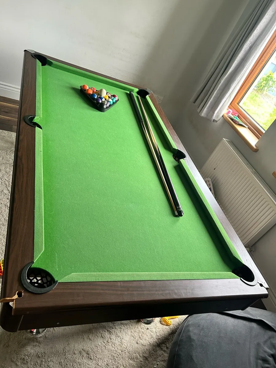 Pool table - Image 2