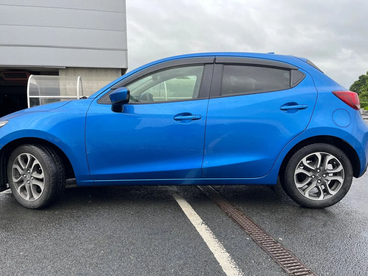 Mazda Demio 1.5 SkyActive Diesel- Like new conditi - Image 3