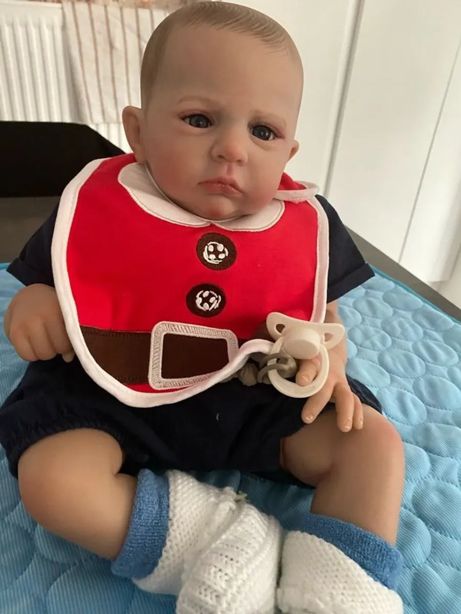 doll            Very cute reborn doll - Image 2