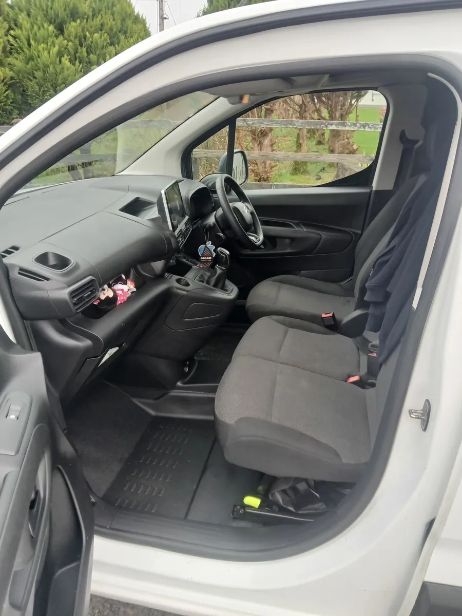 212 Citroen Berlingo - Image 2
