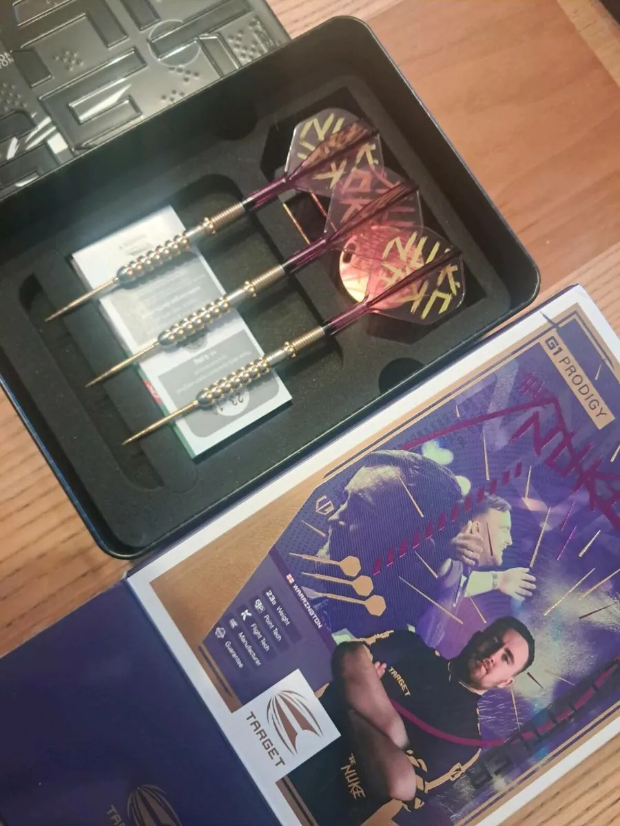 Darts bundle - Image 1