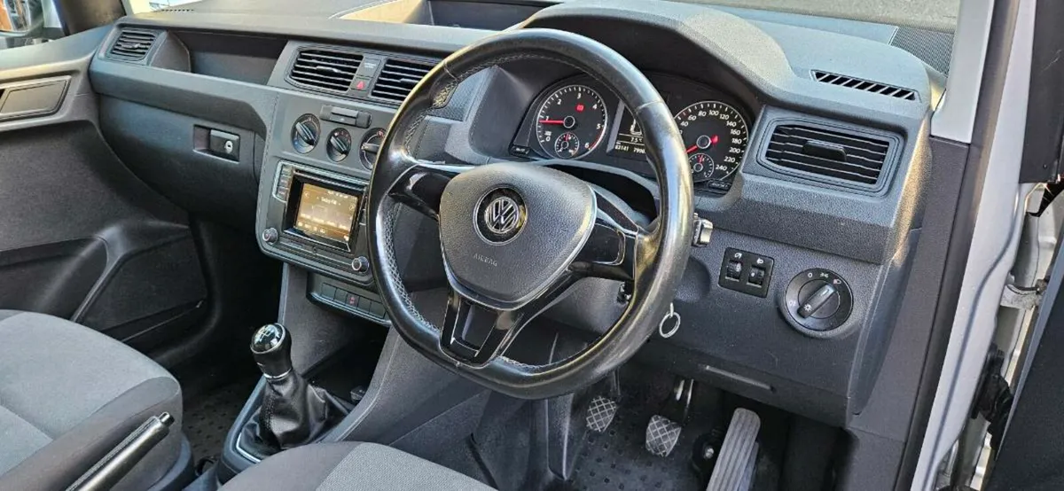 2018 Caddy 83k KM - Image 4