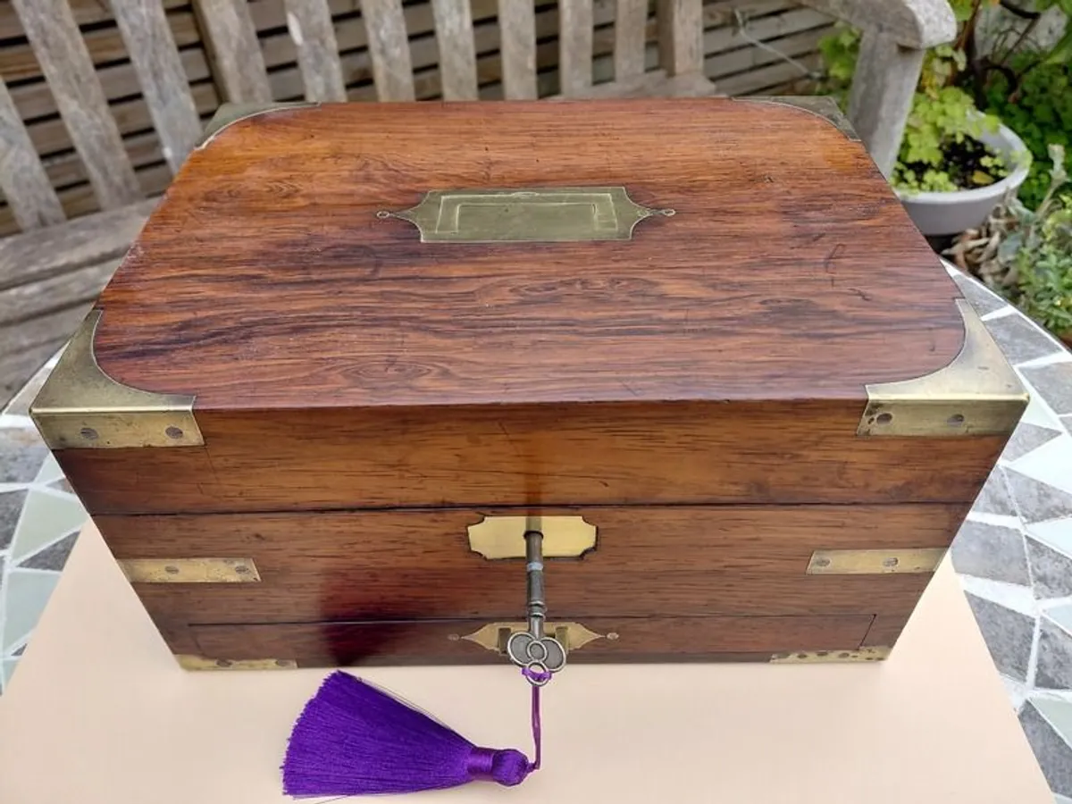 Jewellery box - Image 1