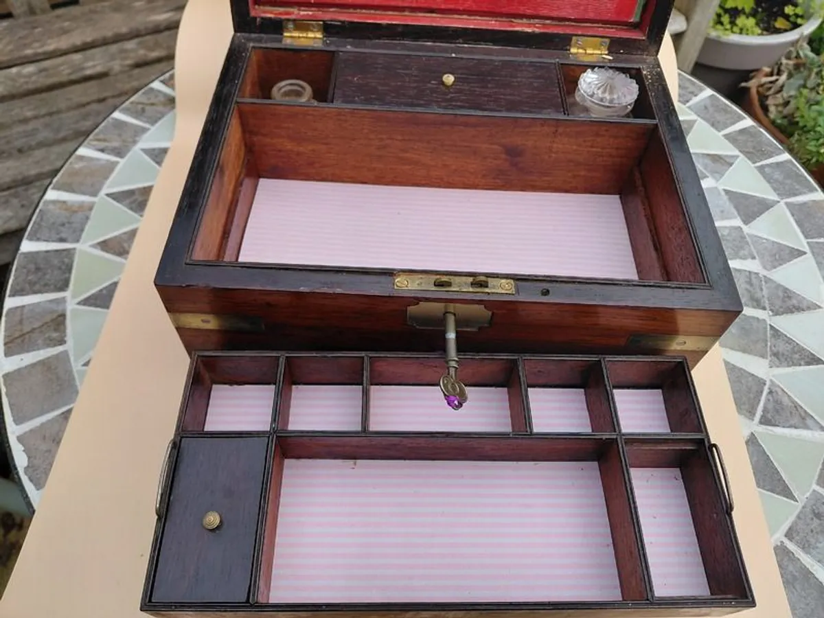 Jewellery box - Image 4