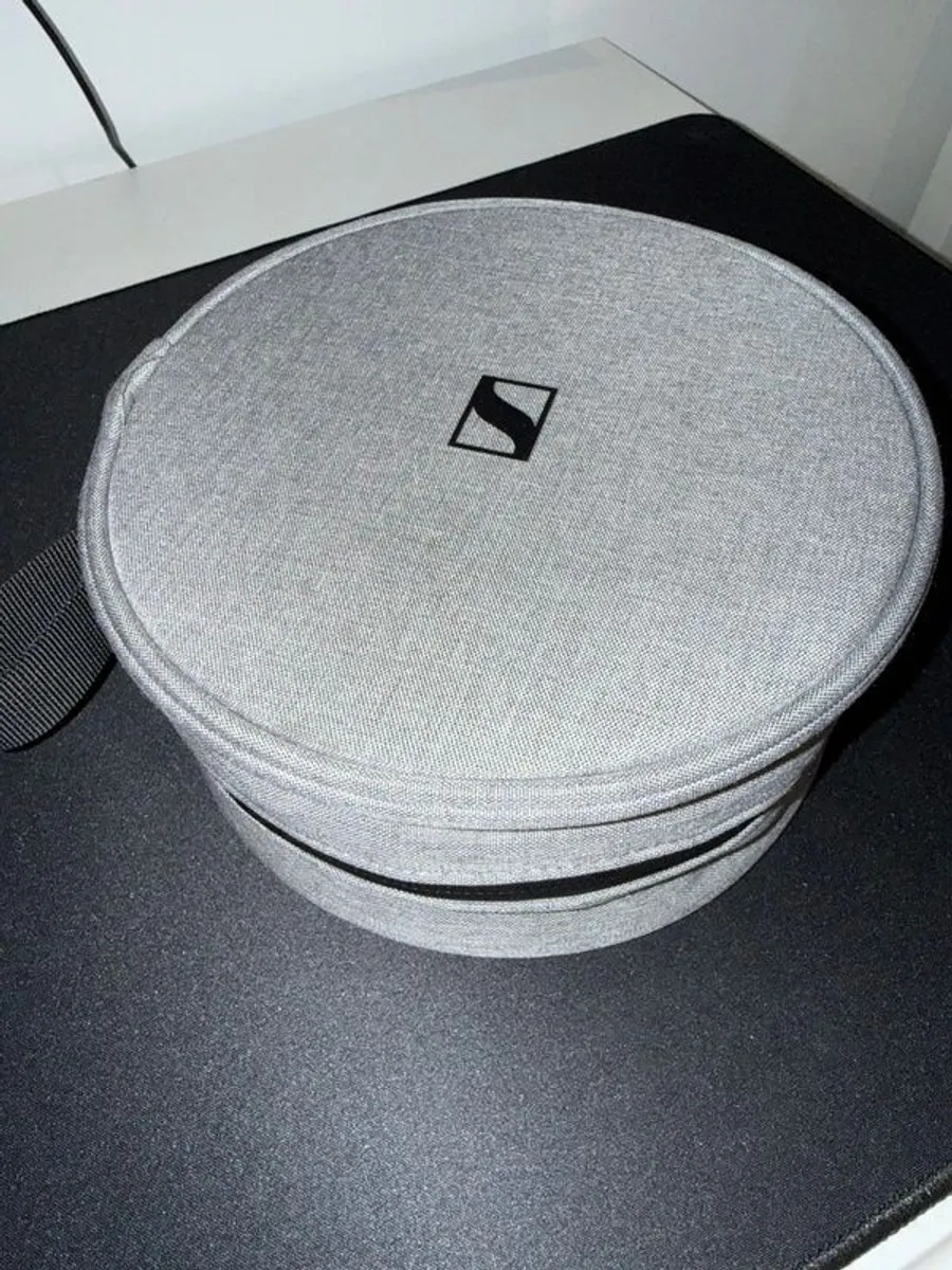 Sennheiser Momentum 3 - Image 2