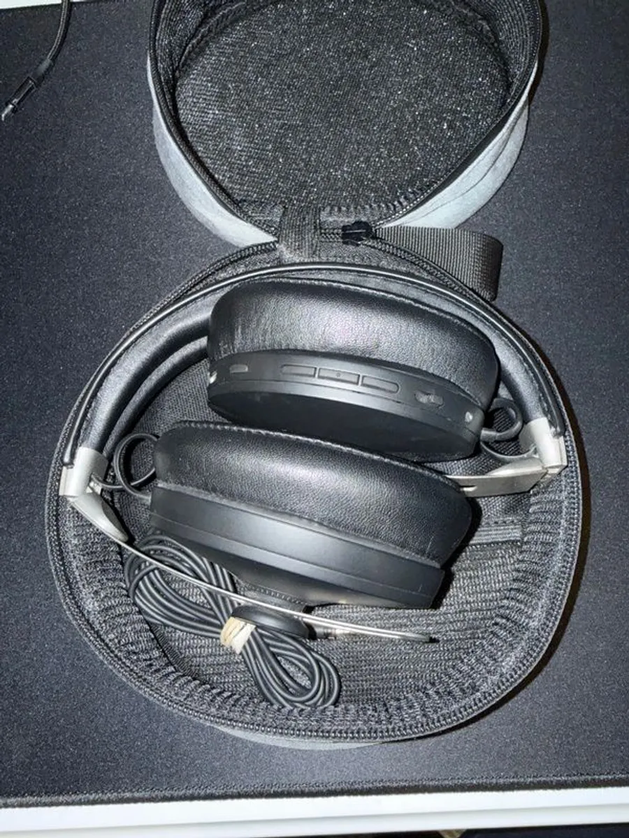 Sennheiser Momentum 3 - Image 3