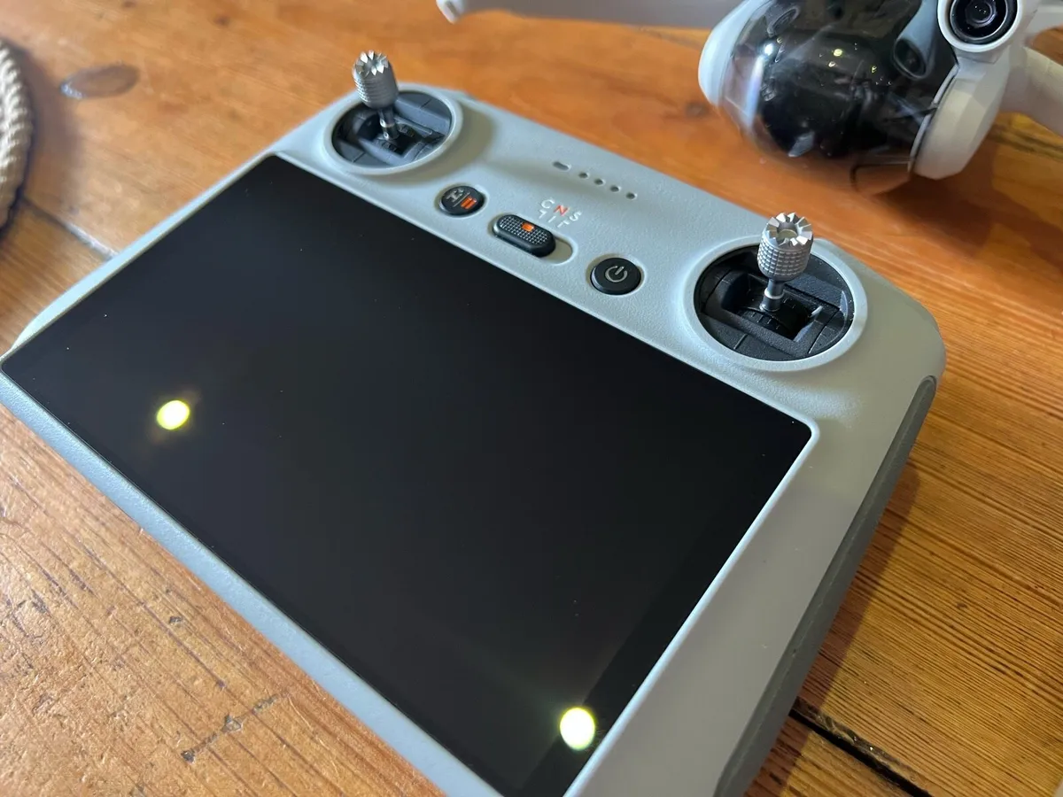 DJI Mini 3 Pro fly more combo - Image 3
