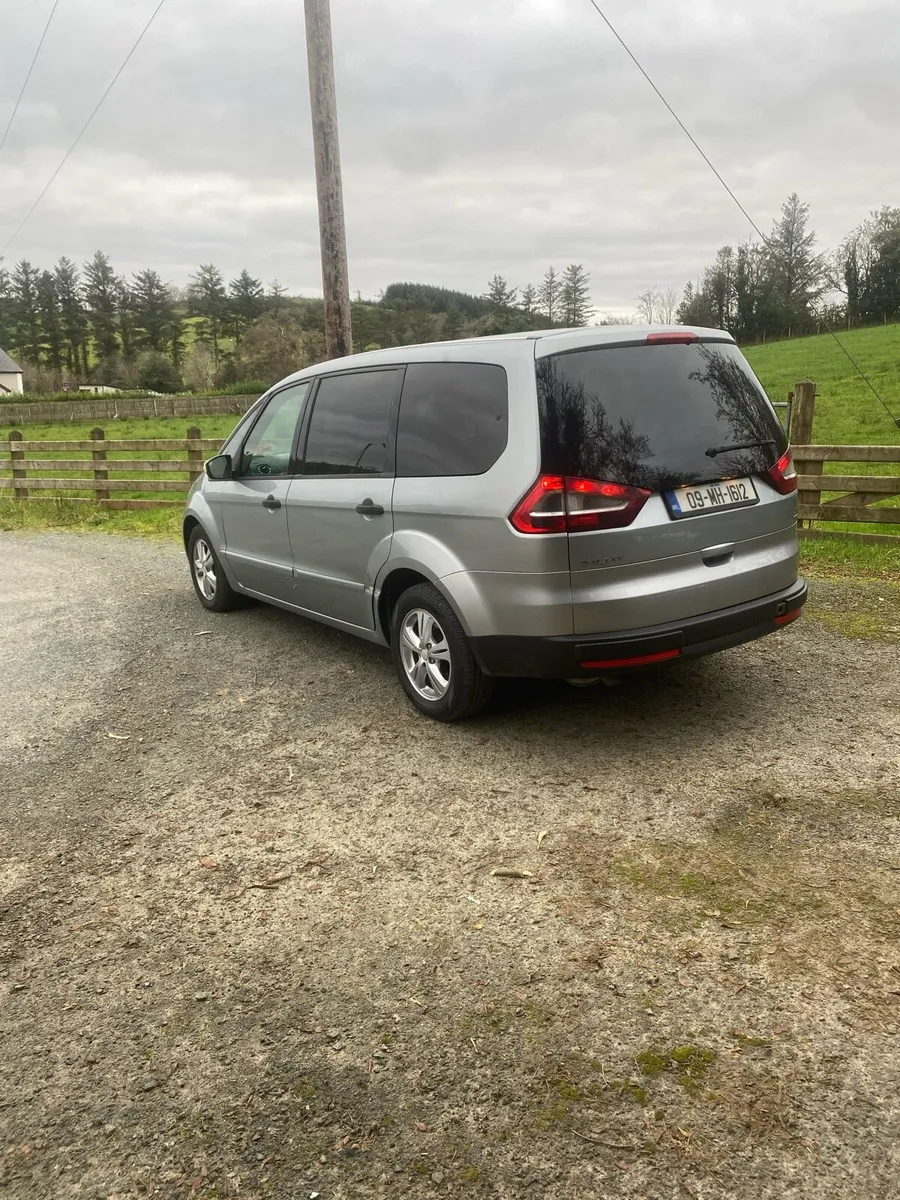 Ford Galaxy - Image 4