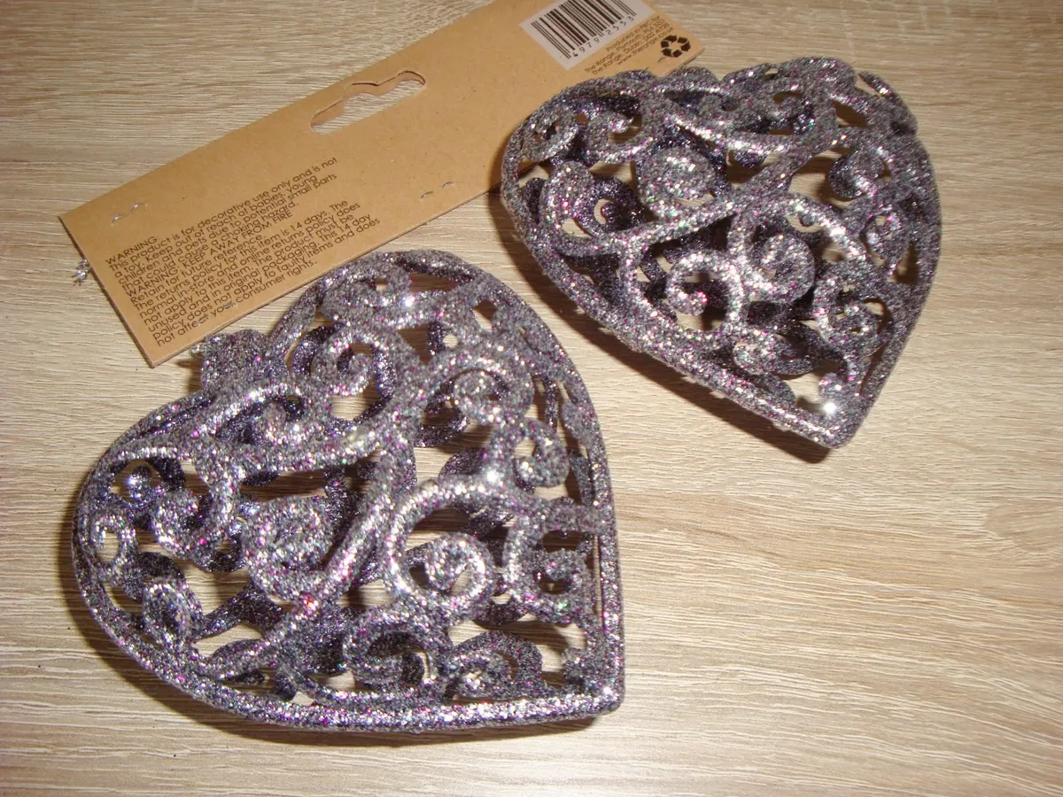12x Glittery purple hearts blush and lilac - Image 2
