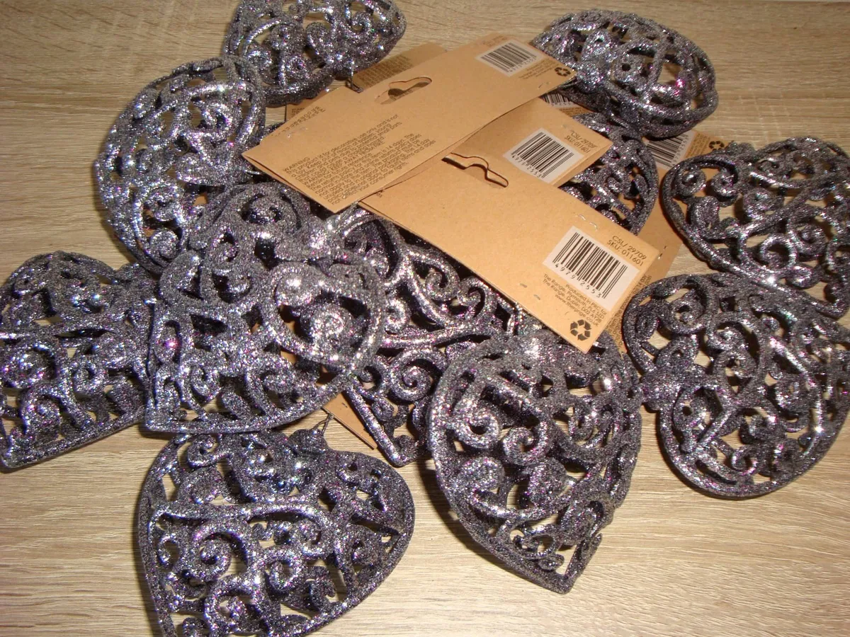 12x Glittery purple hearts blush and lilac - Image 1