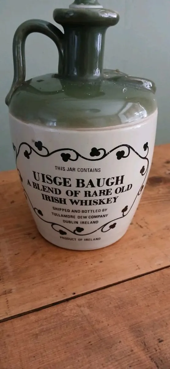Tullamore Dew Rare Old Irish Whiskey Empty Jug - Image 2