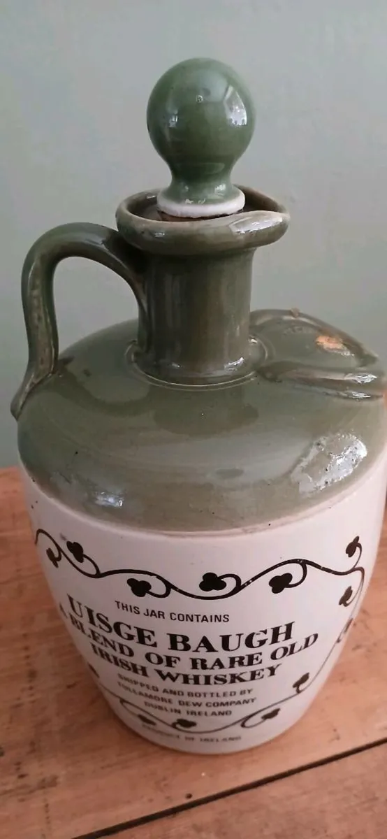 Tullamore Dew Rare Old Irish Whiskey Empty Jug - Image 3