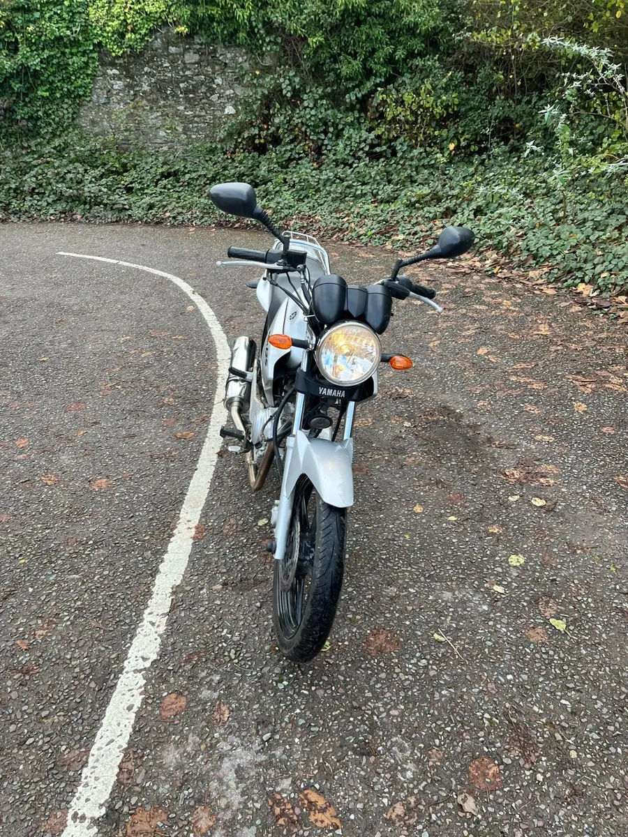 Yamaha YBR 125 2015 - Image 3