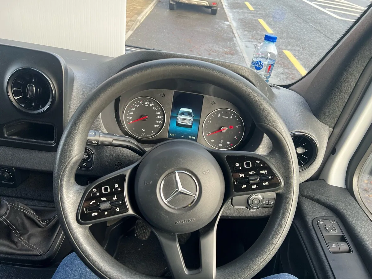 Mercedes sprinter - Image 4
