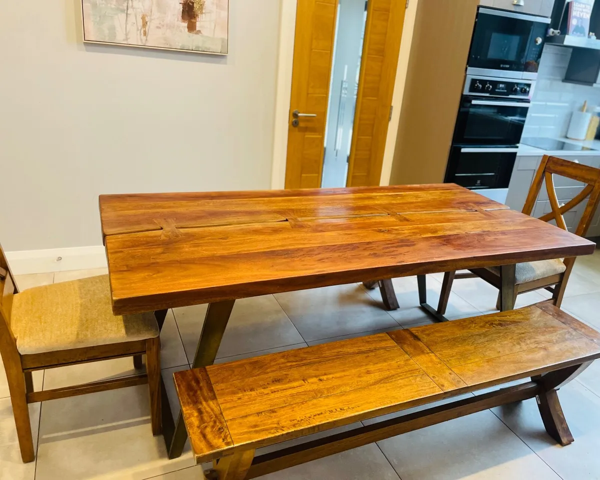 A Solid Oak Mahogany dining set - Image 2