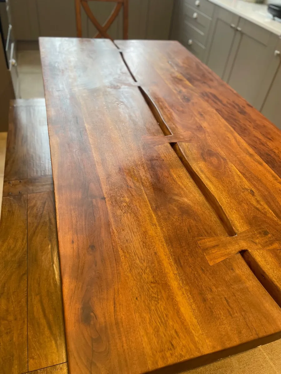 A Solid Oak Mahogany dining set - Image 3