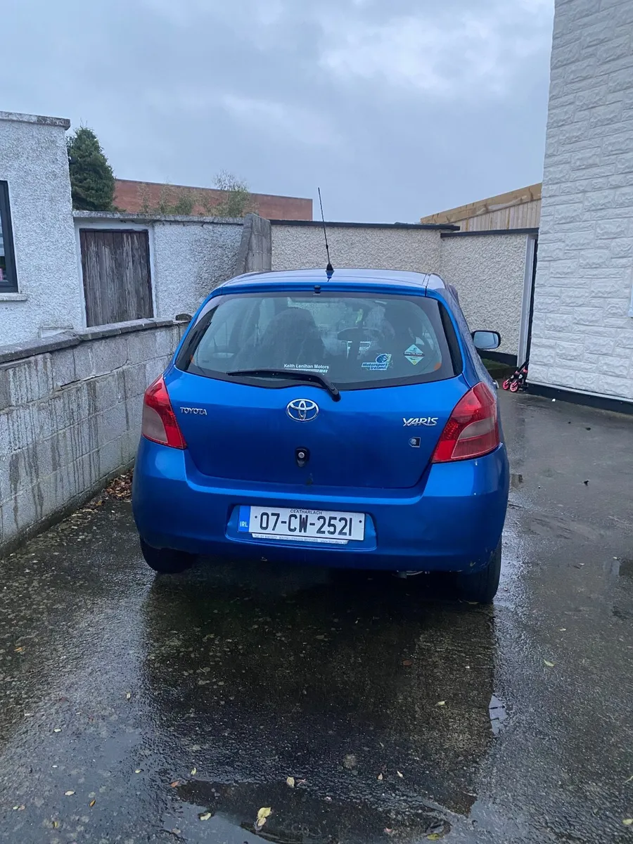 Toyota Yaris 2007 - Image 4