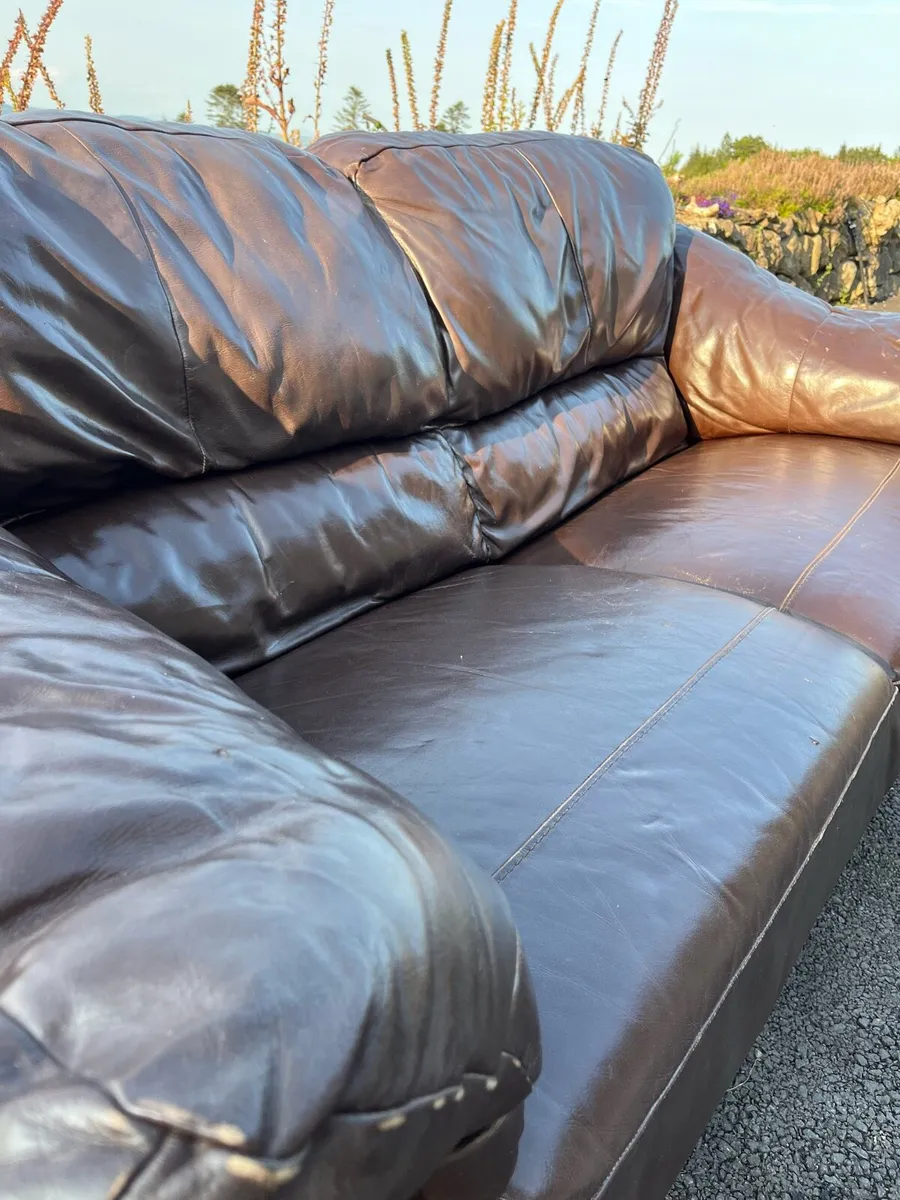 3 Piece Leather Couch - Image 3