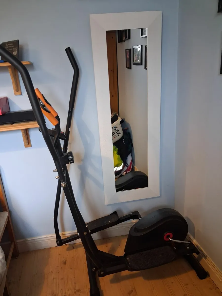 Cross trainer - Image 2