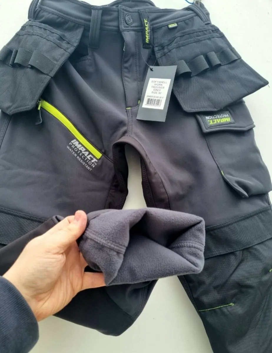 Soft shell fleece 🥶lined water resistant work - Image 2