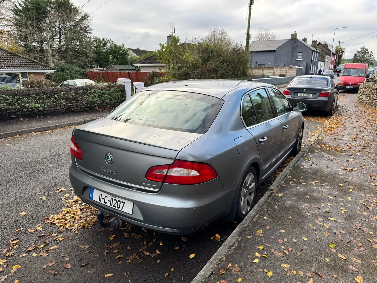 Skoda Superb - Image 4