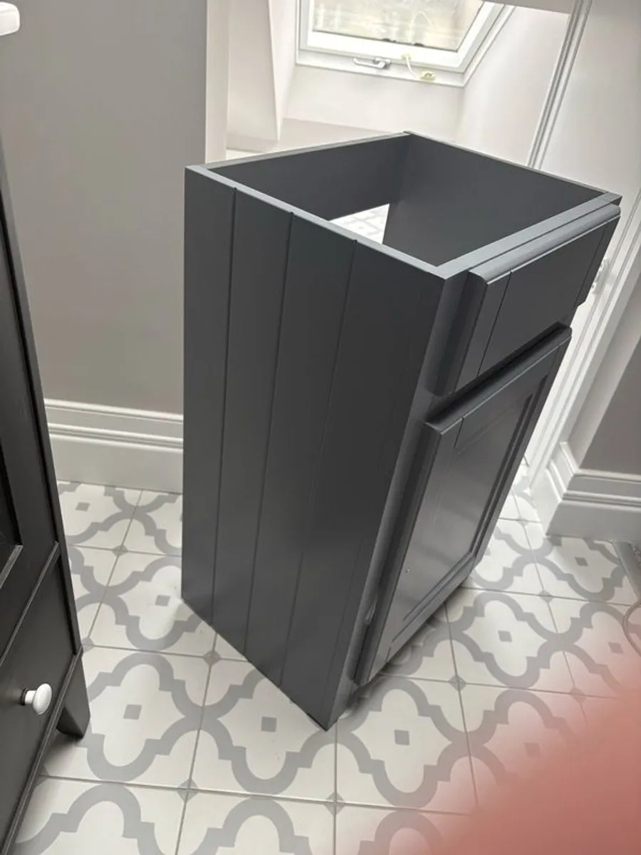 Vanity Unit - Image 2