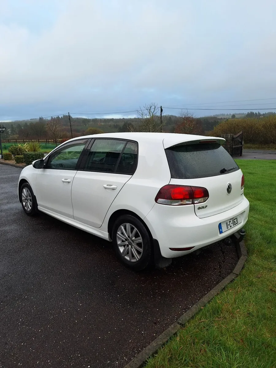 Volkswagen Golf 2011 - Image 4
