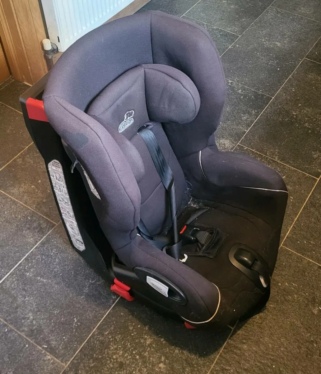 Car seat - Image 1