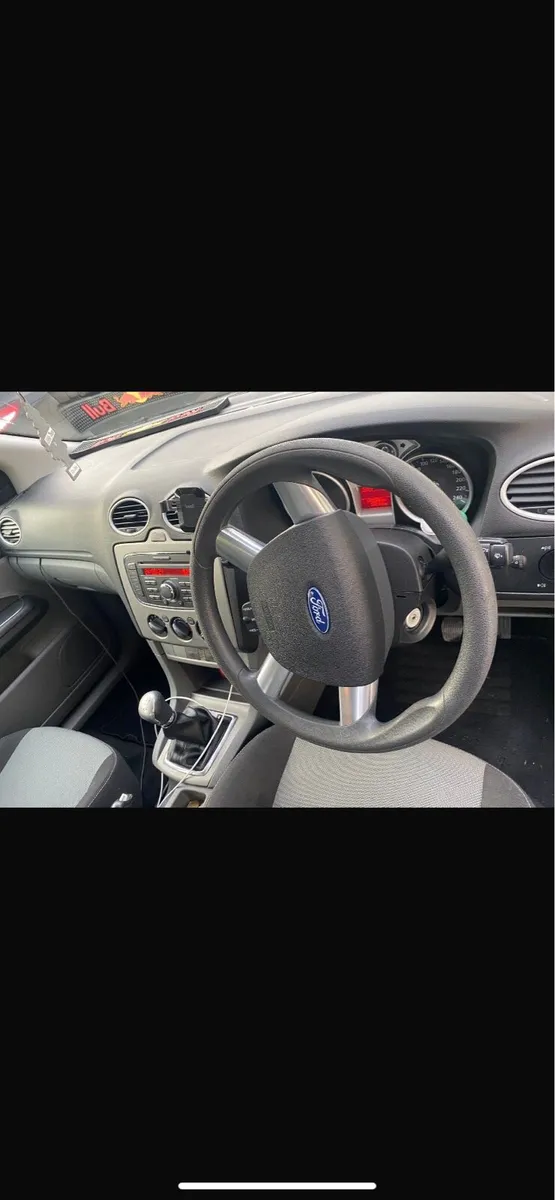 Ford Focus 2011 - Image 3