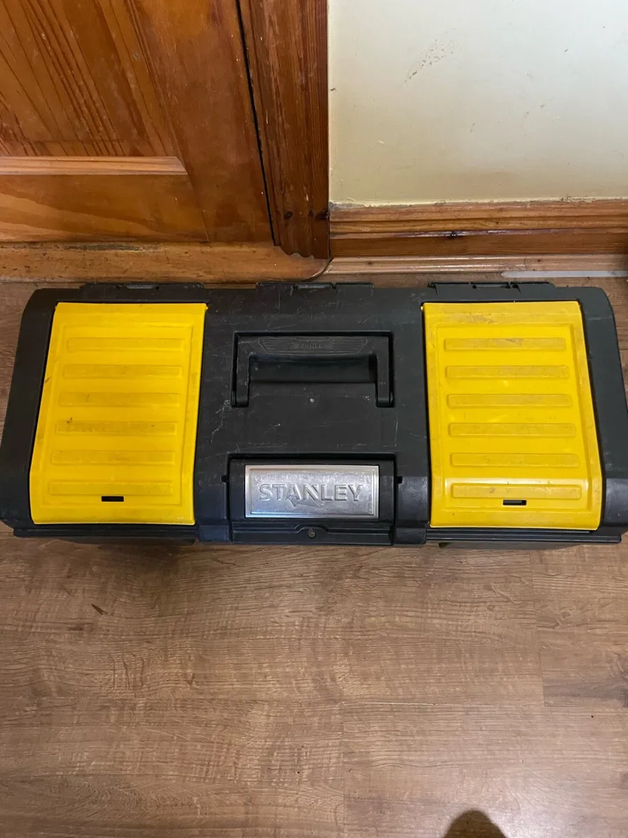 Stanley 24 inch* 10 inch  tool box - Image 3