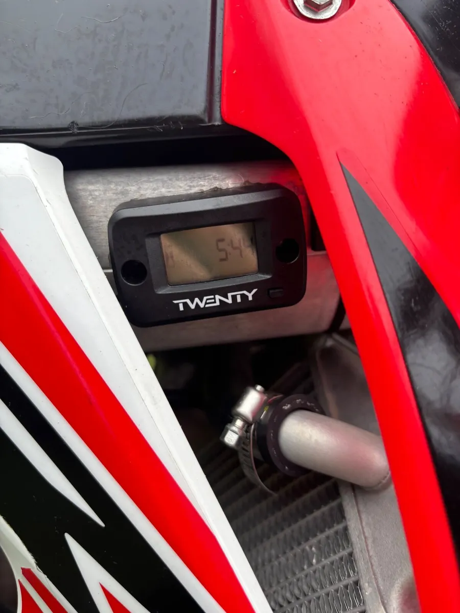 Crf 250r Honda dirtbike - Image 3