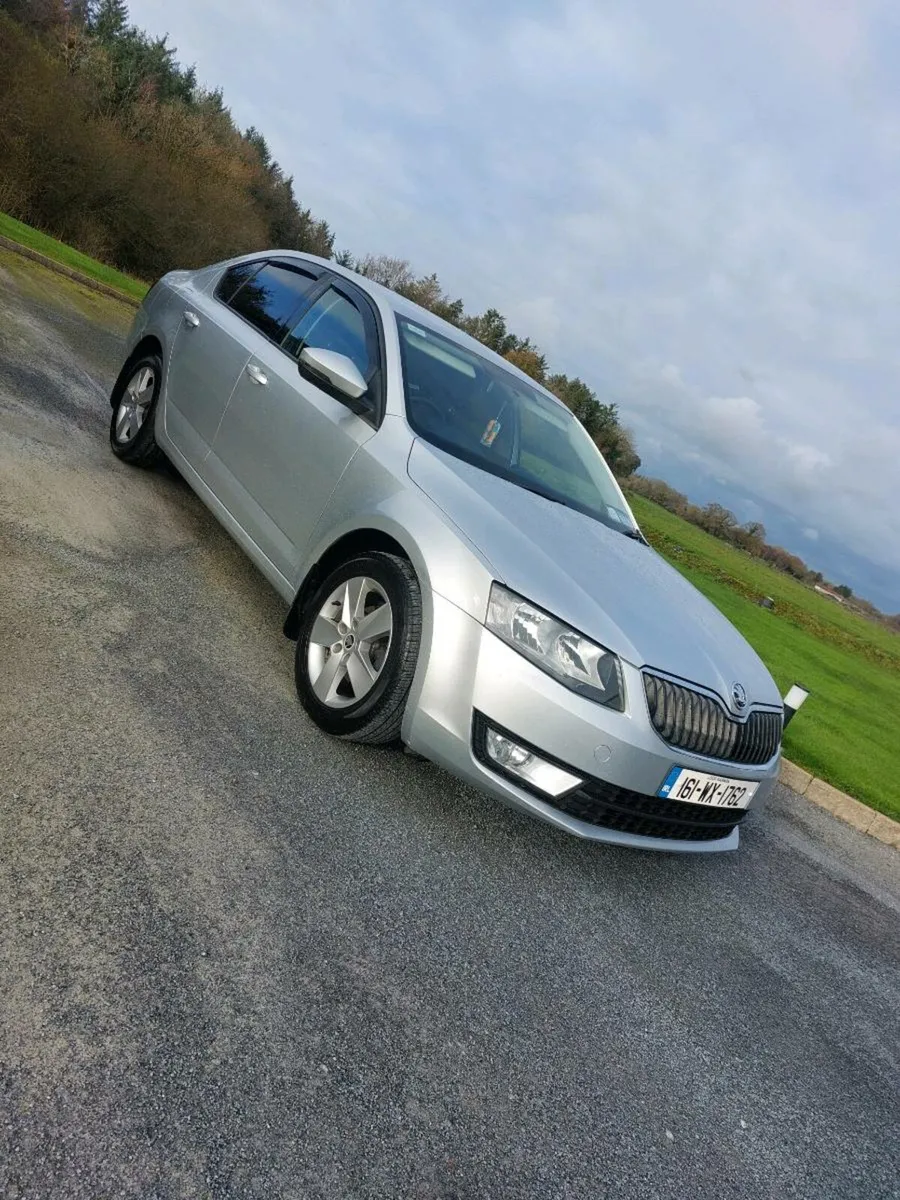 Skoda Octavia - Image 1