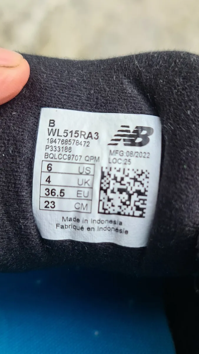 New balance trainers Never worn - Image 4