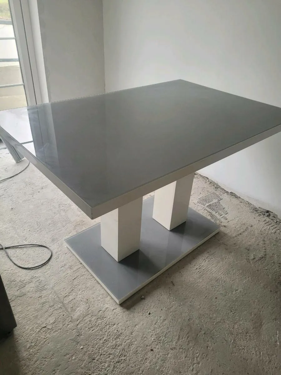 Kitchen Table - Image 1