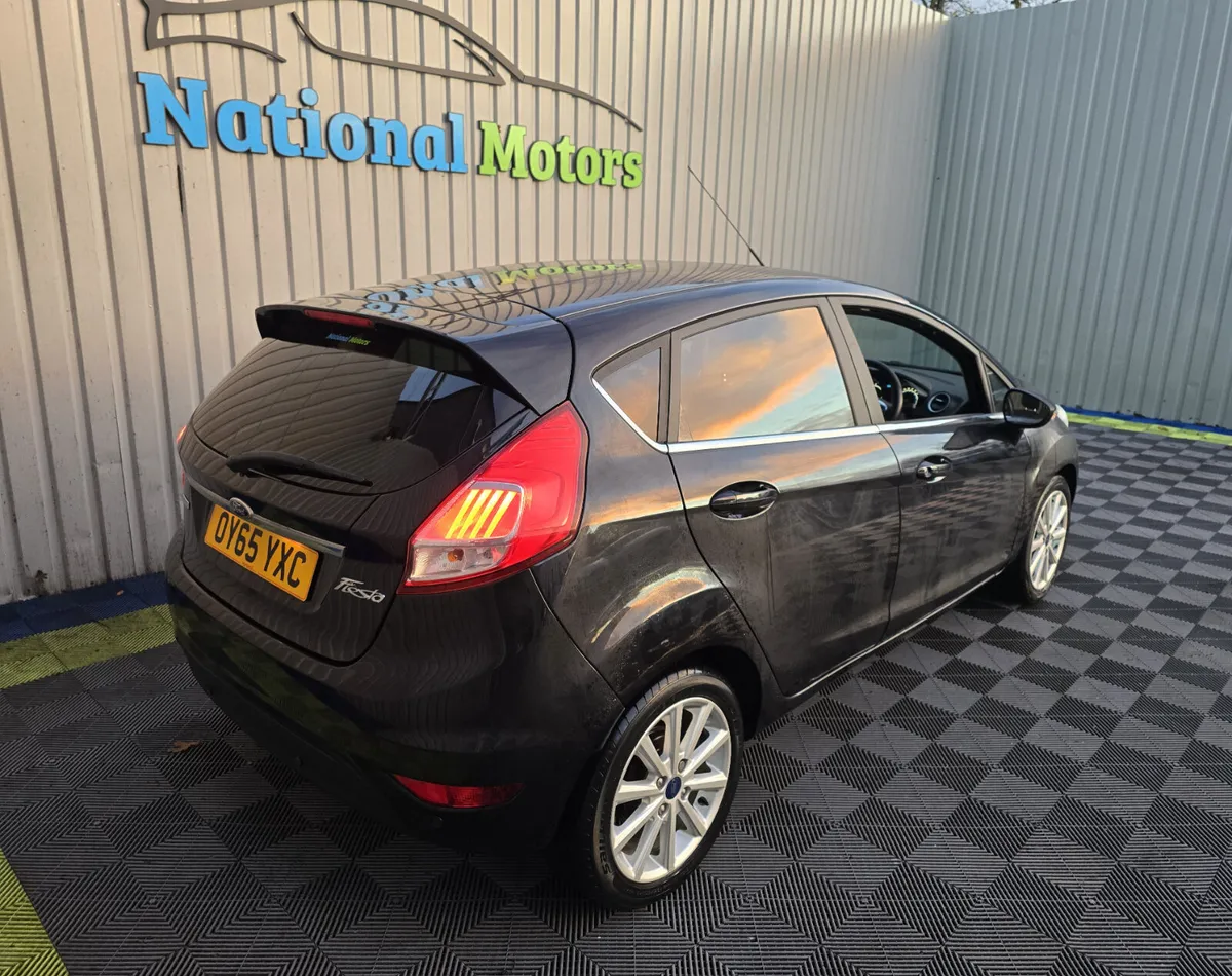 2015 Ford Fiesta TITANIUM 1.0 Petrol - Image 3