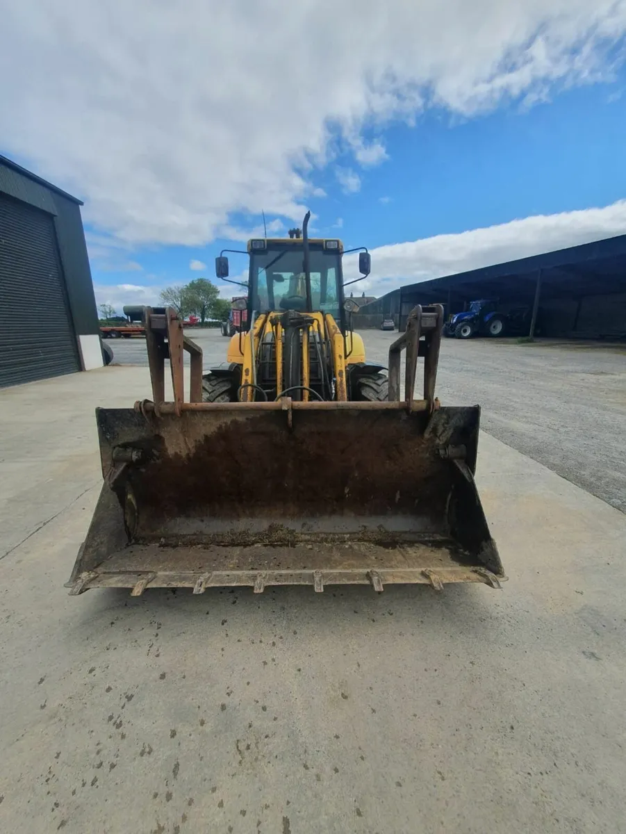 Massey Fermec 860 Wheel Digger - Image 2