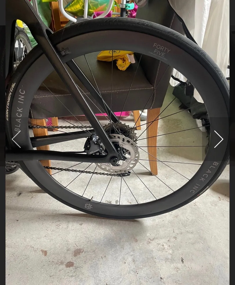 Cervélo R3 – Ultegra Di2 – Black Inc 45 Wheels - Image 3