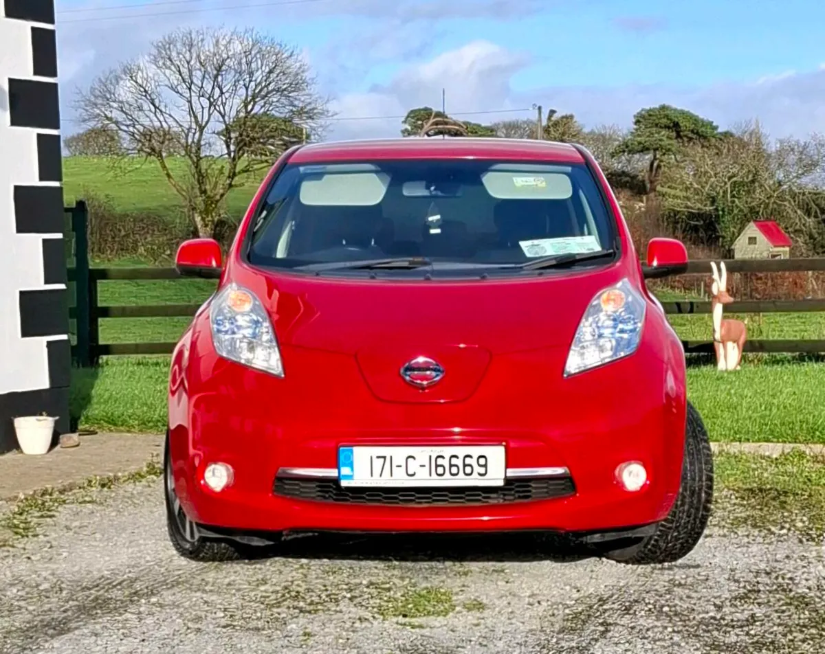 2017 30kw Top SPEC SVE 97km RANGE 140-120 NCT 3/27 - Image 1