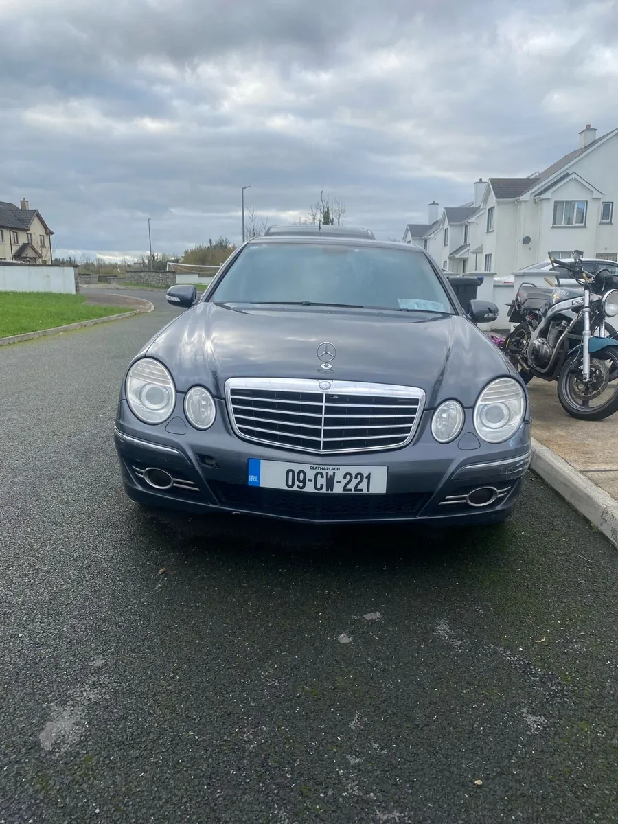 09 Mercedes-Benz E220 2.1 - Image 3
