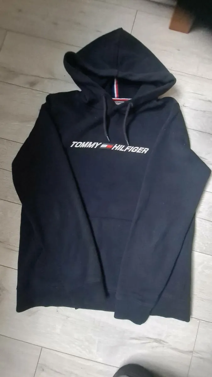 Tommy hilfiger hoodie - Image 3