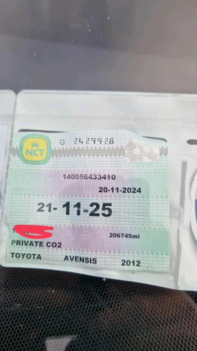 Toyota avensis - Image 4